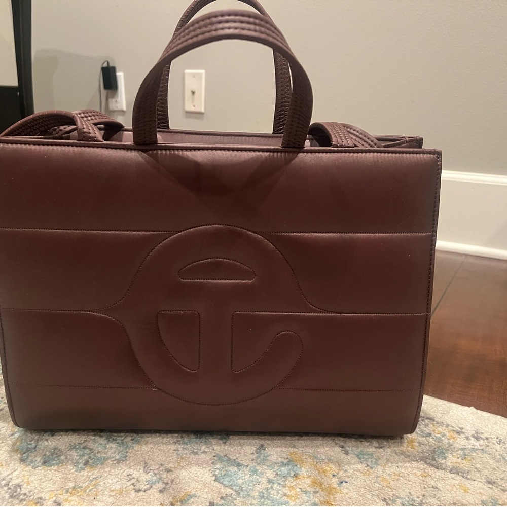 Telfar puffer Bag chocolate